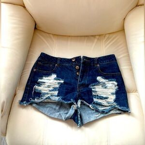 Forever 21 Ladies Distressed Blue Denim Shorts Size 26 Excellent Condition